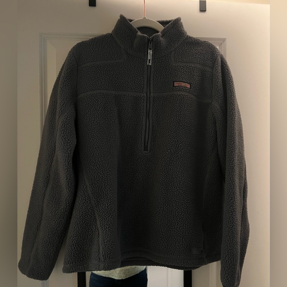 Vineyard Vines Shep Shirt, good condition, size large